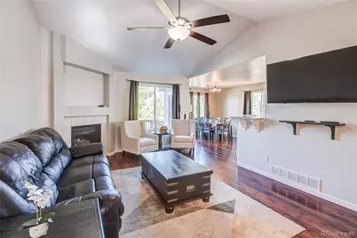5647 S Quatar Court, Centennial, CO 80015 - Photo 3