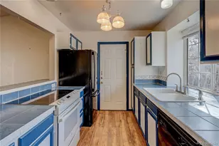 5656 S Odessa St, Centennial, CO 80015 - Photo 7