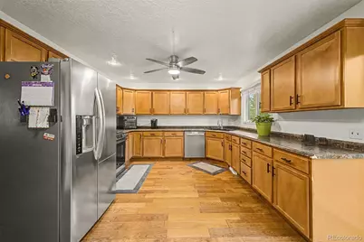 10088 Elizabeth Street, Thornton, CO 80229 - Photo 13