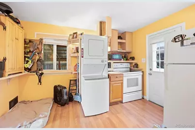 11693 E 7th Avenue, Aurora, CO 80010 - Photo 21