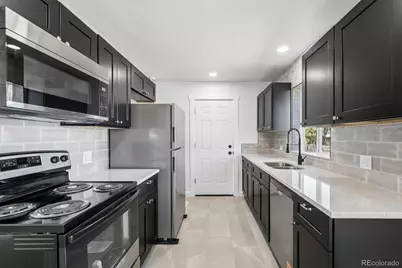 999 Skeel Street, Brighton, CO 80601 - Photo 9