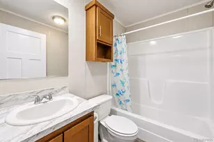 215 Palmer Ave, Bennett, CO 80102 - Photo 5