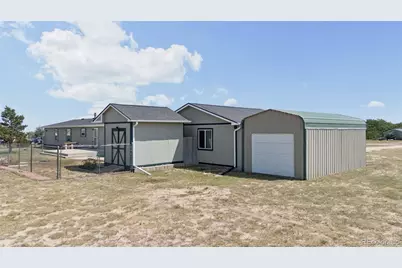 15624 Lucy Lane, Peyton, CO 80831 - Photo 41