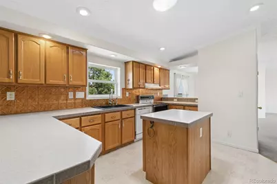 15624 Lucy Lane, Peyton, CO 80831 - Photo 5