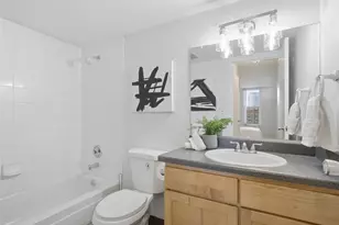 601 W 11th Ave, Denver, CO 80204 - Photo 25