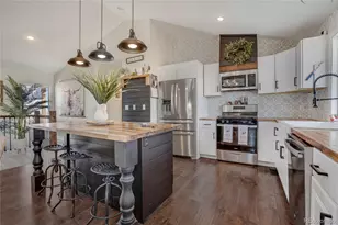 45523 Sun Country Dr, Elizabeth, CO 80107 - Photo 3