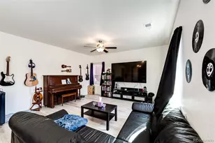 325 Walnut St, Bennett, CO 80102 - Photo 5