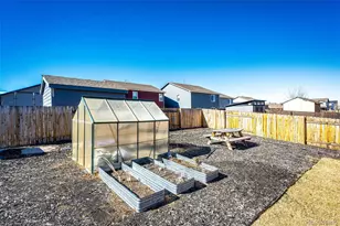 325 Walnut St, Bennett, CO 80102 - Photo 19