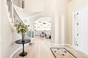 26746 E Peakview Dr, Aurora, CO 80016 - Photo 5