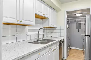 2557 S Dover St, Lakewood, CO 80227 - Photo 9