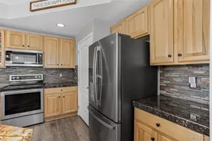 10471 Truckee St, Commerce City, CO 80022 - Photo 13