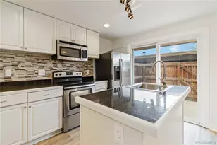 7911 W Glasgow Pl, Littleton, CO 80128 - Photo 9