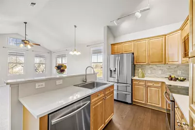 2250 S Vaughn Way #201, Aurora, CO 80014 - Photo 9