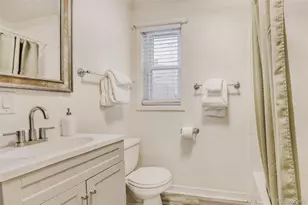 2546 Glenarm Pl, Denver, CO 80205 - Photo 13