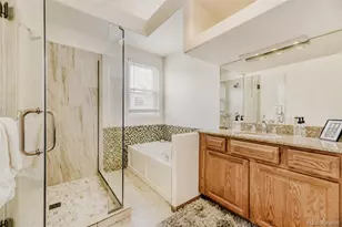 2546 Glenarm Pl, Denver, CO 80205 - Photo 19