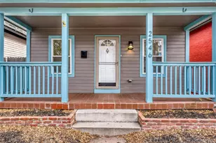 2546 Glenarm Pl, Denver, CO 80205 - Photo 1
