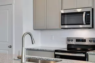 9855 Ceylon Ct, Commerce City, CO 80022 - Photo 13