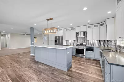 3301 W Union Avenue, Englewood, CO 80110 - Photo 11