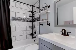 7111 Avrum Dr, Denver, CO 80221 - Photo 11