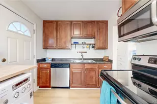 2331 Moline St, Aurora, CO 80010 - Photo 9