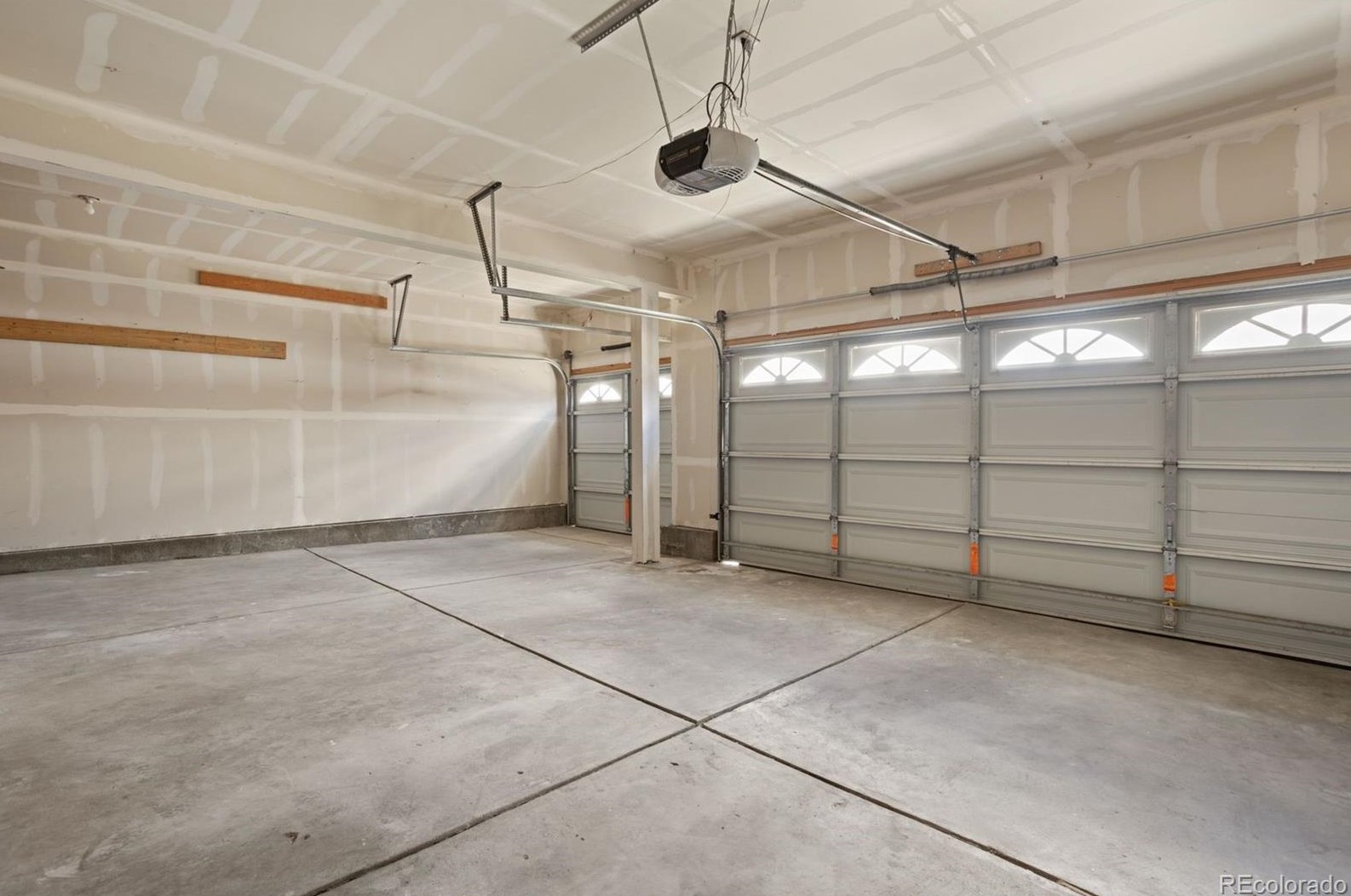 5183 Netherland St, Denver CO  80249-8240 exterior