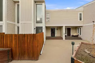 1050 S Monaco St Pkwy, Denver, CO 80224 - Photo 27