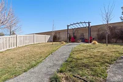 10818 Dayton Way, Commerce City, CO 80640 - Photo 19