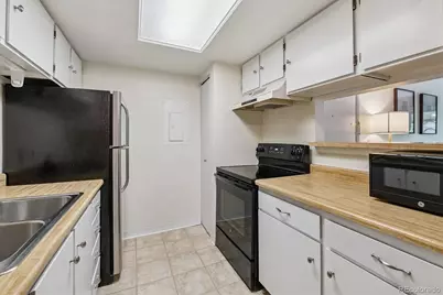 1790 S Pitkin Circle #B, Aurora, CO 80017 - Photo 9
