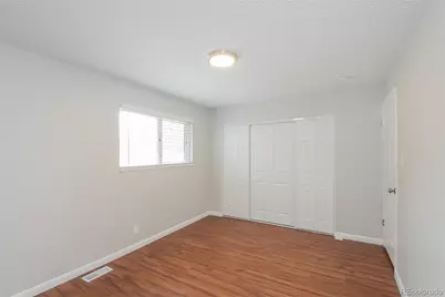 5522 Carson Street, Denver, CO 80239 - Photo 7