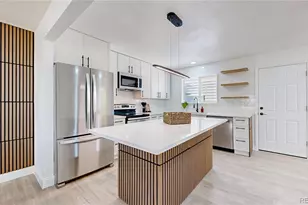 367 S Queen Cir, Lakewood, CO 80226 - Photo 9