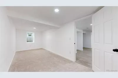 367 S Queen Circle, Lakewood, CO 80226 - Photo 29