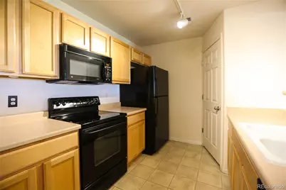 5255 Memphis Street #921, Denver, CO 80239 - Photo 11
