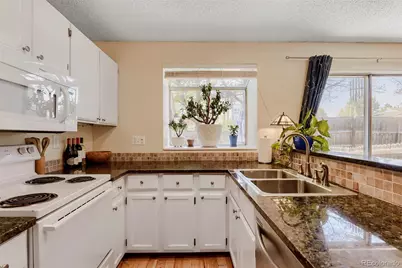 17335 E Rice Circle #B, Aurora, CO 80015 - Photo 9