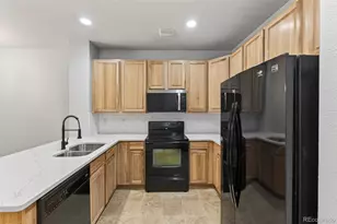 619 S Norfolk Way, Aurora, CO 80017 - Photo 7