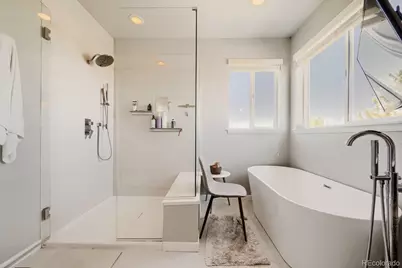 21037 E Nichols Parkway, Aurora, CO 80016 - Photo 25