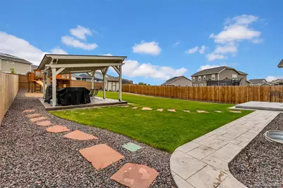 757 Griffith Street, Lochbuie, CO 80603 - Photo 5