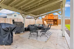 757 Griffith St, Lochbuie, CO 80603 - Photo 7