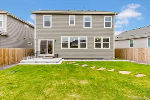757 Griffith St, Lochbuie, CO 80603 - Photo 3