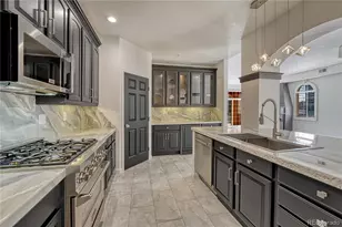 1140 Cherokee St, Denver, CO 80204 - Photo 11