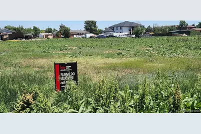 1053 N Joplin Street, Aurora, CO 80011 - Photo 1