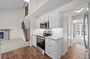 5904 S Netherland Cir, Centennial, CO 80015 - Photo 17