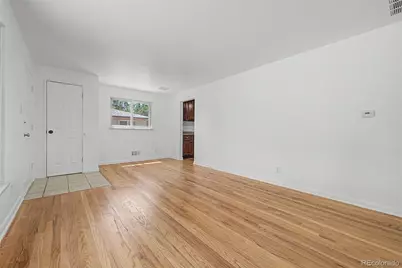 3039 Victor Street, Aurora, CO 80011 - Photo 7