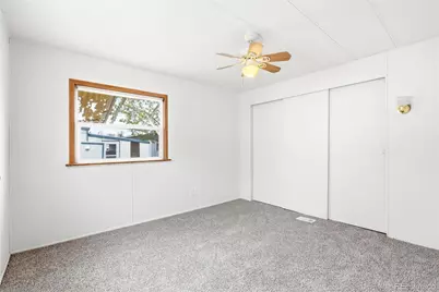 900 Mountain View Avenue, Longmont, CO 80501 - Photo 11