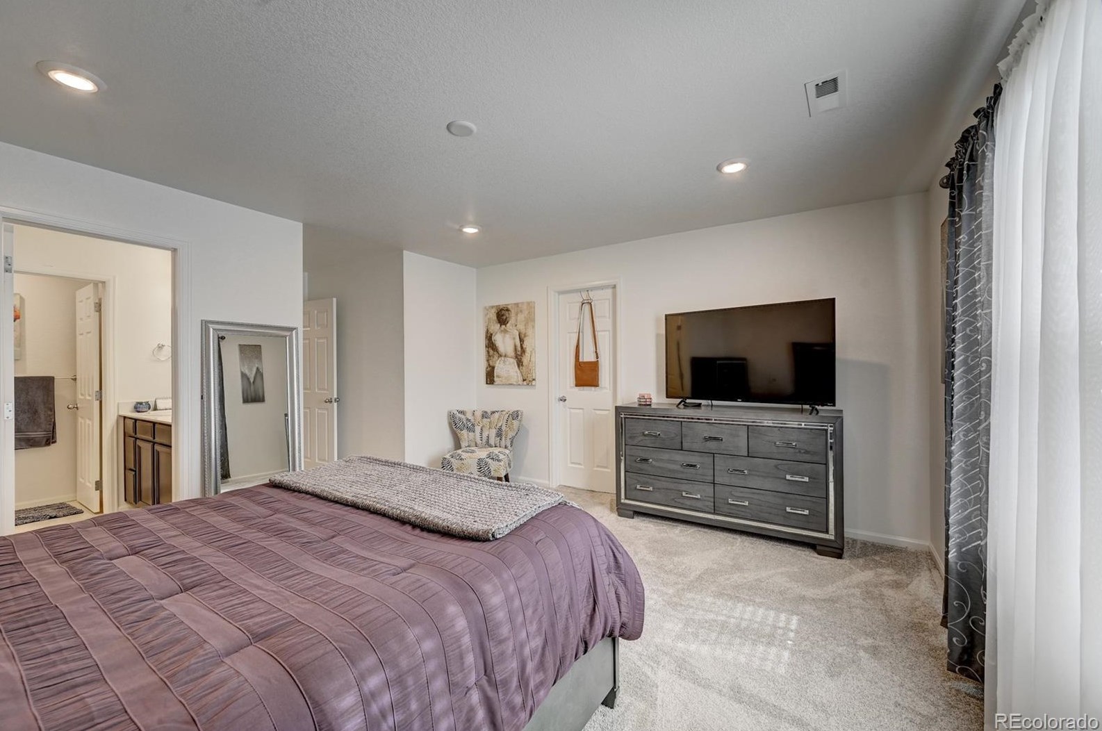 16575 Alameda Pkwy, Denver CO  80017-2095 exterior