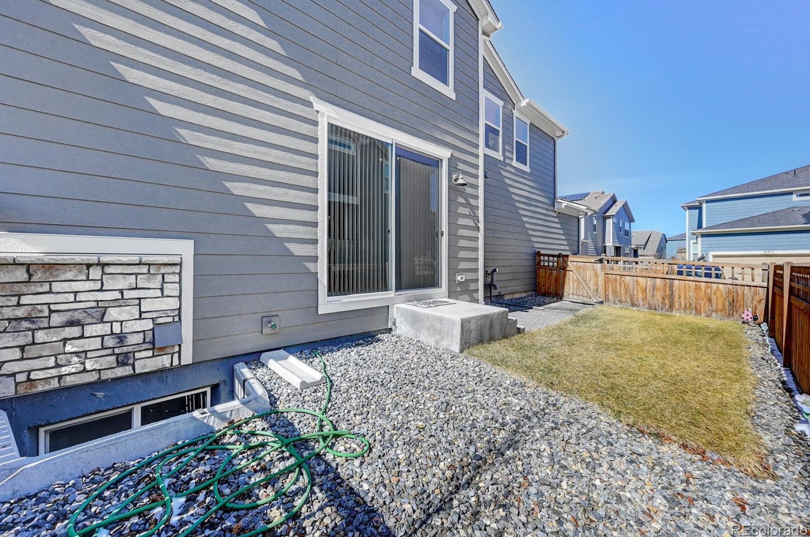 16575 Alameda Pkwy, Denver CO  80017-2095 exterior