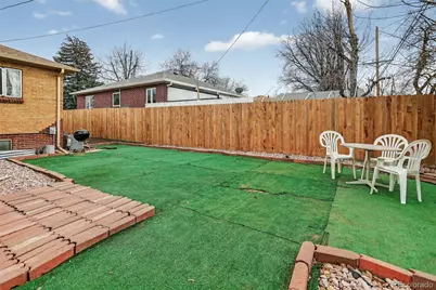 1095 Kramer Court, Aurora, CO 80010 - Photo 23