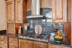 280 Meadow Ln, Evergreen, CO 80439 - Photo 17