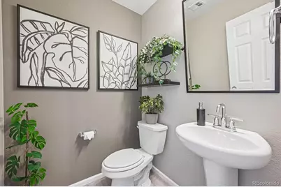 21121 E 60th Avenue, Aurora, CO 80019 - Photo 17