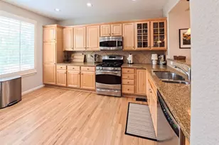 592 Brookhurst Ave, Highlands Ranch, CO 80129 - Photo 7