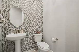 6421 Village Ln, Centennial, CO 80111 - Photo 31